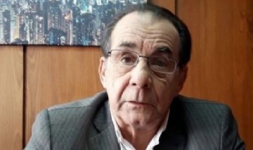 A los 72 años, falleció el reconocido politólogo Raúl Aragón tras luchar con una larga enfermedad