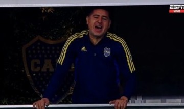 Riquelme festejó un empate como si hubiera ganado la Libertadores y estallaron los memes y las críticas