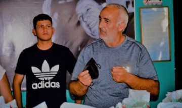 Peteco Morales junto al Frente Renovador Baradero presentes en los hogares más humildes de la ciudad