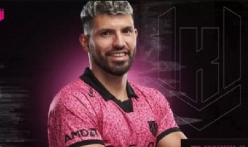 ‘Kun" Agüero inauguró local para su equipo de e-sports tras dejar el fútbol