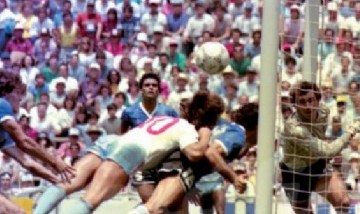 "La nuca de Dios": La salvada que permitió el título argentino y fue olvidada por los goles de Diego