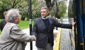 Jorge Macri en el primer día de los buses eléctricos: "Trajimos la última tecnología del mundo para movernos mejor".