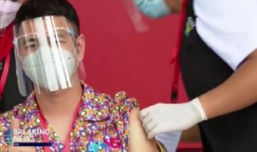 Indonesia: los influencers son prioridad para vacunarse contra el covid-19