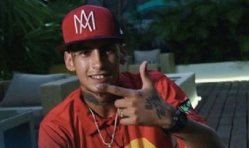 Grave: Acusan a L-Gante de golpear a un fan que fue hasta su casa para pedirle una foto
