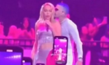 Bad Gyal se niega a perrear con Rauw Alejandro en pleno show: "Voy a hacer lo que me toca"