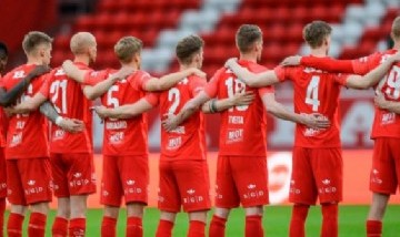 Un club de la Tercera de Noruega busca defensores por redes