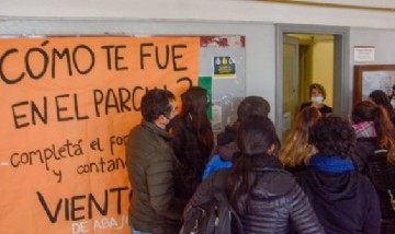 Bochazo en Medicina con 80% de desaprobados: hubo movilización de estudiantes