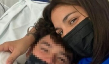 Un adolescente de 15 años atacó a un compañero a patadas en el baño de la escuela hasta dejarlo inconsciente