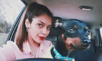 Noe y su bebé Clarence  en Formosa, Argentina.