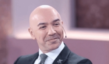 El mago Jansenson denigró a las mujeres en la mesa de Mirtha