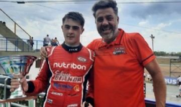 El ganador más joven: Un chico de 14 años ganó una carrera de Turismo Carretera Pista
