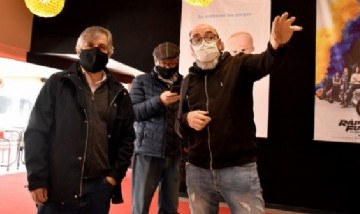 Guillermo Britos recorrió "Tu Cine", el nuevo emprendimiento que abrirá sus puertas en Chivilcoy