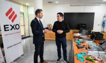 Nardini firmó un convenio con EXO para incorporar cuatro centros de diagnóstico móvil en Malvinas Argentinas