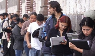 Cierran empresas y se pierden empleos: la crisis ya dejó más de 21 mil firmas menos en casi dos años