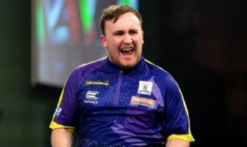 VIDEO | Luke Littler, el adolescente que domina los dardos y rompe todos los récords