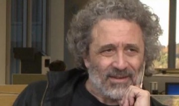 Oscar Righi, ex guitarrista de la Bersuit, fue acusado de abuso sexual por su hija