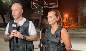 Críticas a Amalia Granata por dar una nota en Rosario usando chaleco antibalas