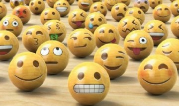 Tecno: esto significan los emojis de los puños de WhatsApp. ¡Te sorprenderá!