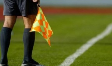 Tiene 14 años, es de Misiones y se convirtió en el árbitro más joven del fútbol argentino