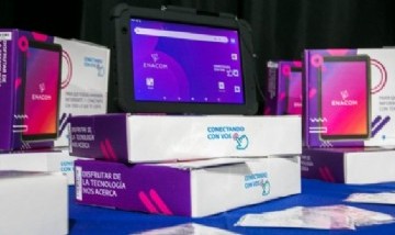 Quiénes y cómo pueden acceder a las tablets gratis que entregará el Enacom