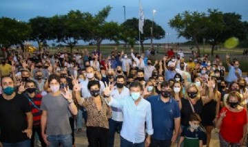 Lousteau y Posse se reunieron en Vicente López con más de 500 jóvenes radicales