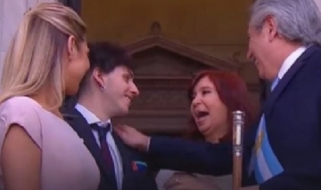 El gracioso cruce entre dyhzy, el hijo del presidente, y Cristina Kirchner