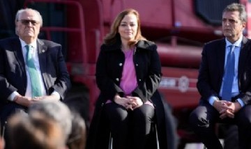 Cecilia Moreau: "Elegimos entre un Presidente que negocie de pie ante el FMI u otro que lo haga de rodillas"
