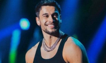 Agus Bernasconi anunció su primer Teatro Ópera y presentó "Quién Dice" como parte de su nueva etapa