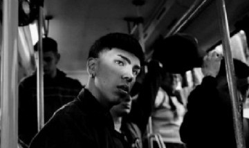 Milo J presentó su segundo álbum "166", un homenaje a su Morón natal