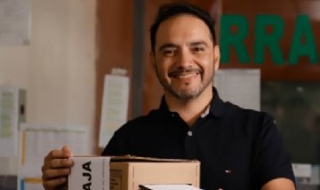 Corrientes se despega de las nacionales: Valdés confirmó que desdoblará las elecciones de 2027