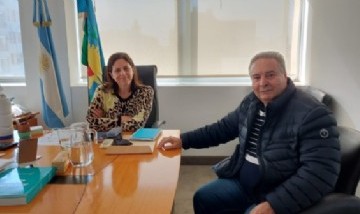 El intendente de Salto mantuvo un encuentro con la titular del Instituto de Previsión Social