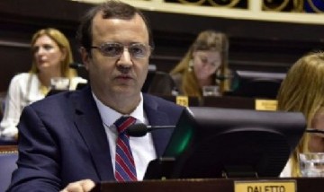 Proponen que estudiantes de secundaria realicen tareas comunitarias para aprobar el año