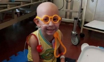 Kevin tiene leucemia y necesita ayuda para hacer un tratamiento fuera del país