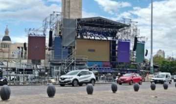 Crece el debate por el financiamiento del mega festival evangélico de Andrés Palau en Rosario
