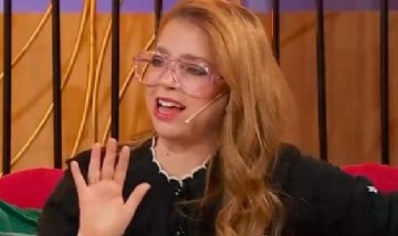 Juariu sorprendió a sus compañeros de "Cortá por Lozano" y anunció que está embarazada