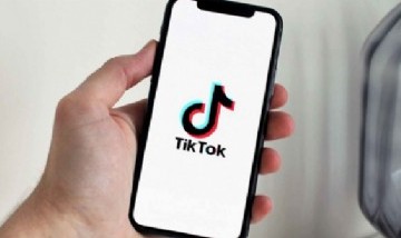 Redes sociales: Tik Tok, anormalidad digital y la consecuencia sobre los niños