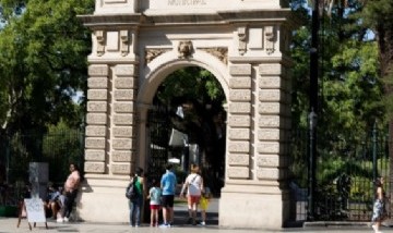 Ecoparque: cobrarán entrada a turistas, pero el ingreso seguirá siendo gratuito para los porteños