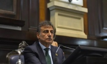 Le hackearon el WhatsApp a un legislador del Frente de Todos y le pidieron plata a sus contactos