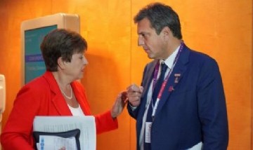 Georgieva reconoció el impacto de la sequía en la Argentina y destacó el compromiso para cumplir las metas