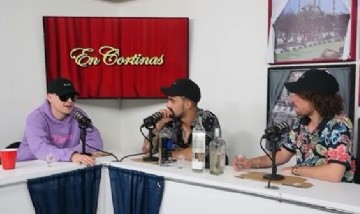 Bizzarrap visitó "En Cortinas" y protagonizó un curioso momento con Luisito Comunica