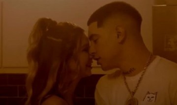 Ecko lanzó su single y video "Mujer" protagonizado por Romina Malaspina