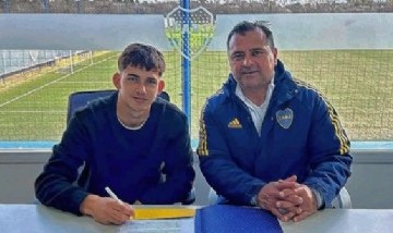 El juvenil entrerriano Rodrigo Bacidalupe firmó su primer contrato en Boca