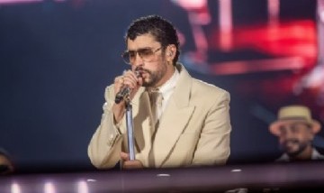 Bad Bunny deslumbra en la portada de Vogue y confirma por qué fue el artista más influyente de 2025