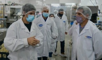 Juan Andreotti visitó y realizó una recorrida en la fábrica "Cañón" de San Fernando