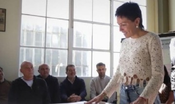 Mayra Mendoza presentó la nueva reglamentación del Parque Industrial La Bernalesa