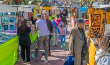 San Fernando vive el 28° Encuentro Nacional de Artesanos en Plaza Mitre