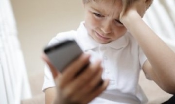 Redes sociales están alimentando problemas de salud mental en adolescentes, alerta un informe