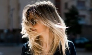 La técnica del "ring-lighting" para teñir el cabello es furor para quienes no quieren ir a la peluquería