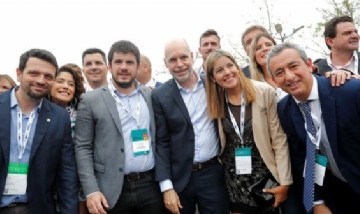Rodríguez Larreta, junto a intendentes de todo el país, anunció un amplio consenso de ciudades argentinas