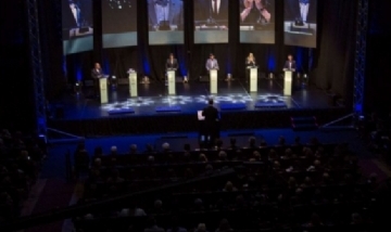 Definieron los moderadores de los debates presidenciales